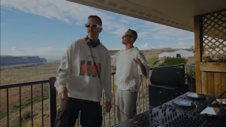 RÜFÜS DU SOL performing a DJ set overlooking the Gorge. Official video thumbnail.